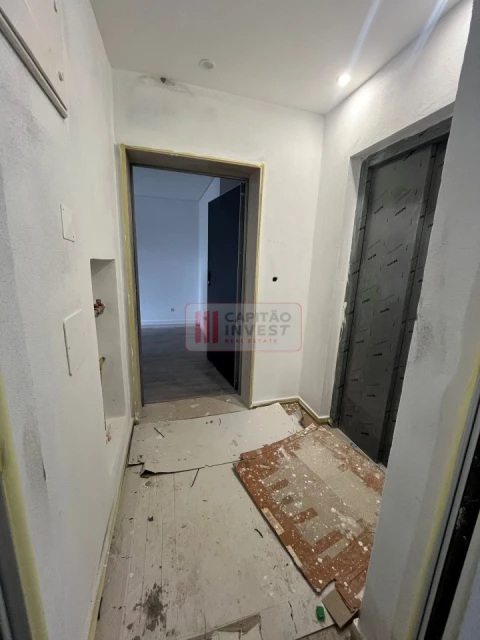 Apartamento T2 para Venda em Corroios