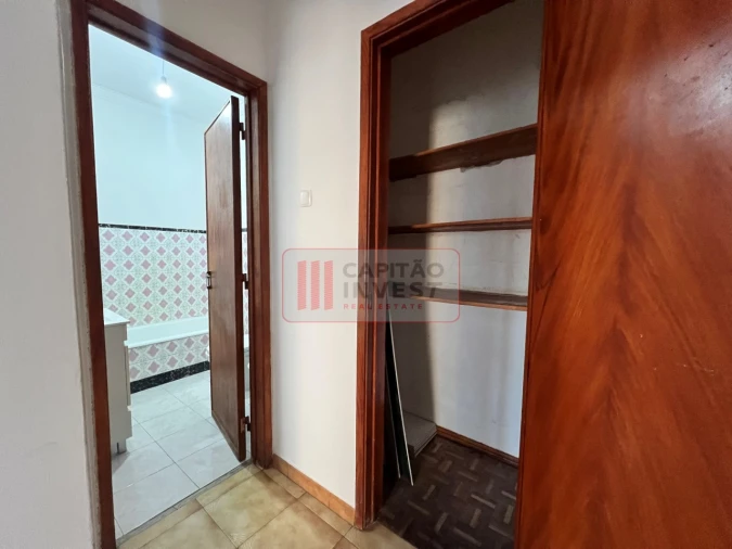 Apartamento T2 para Venda em Amora Foto 9