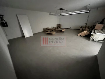 Moradia T4 para Venda em Corroios