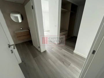 Moradia T4 para Venda em Corroios