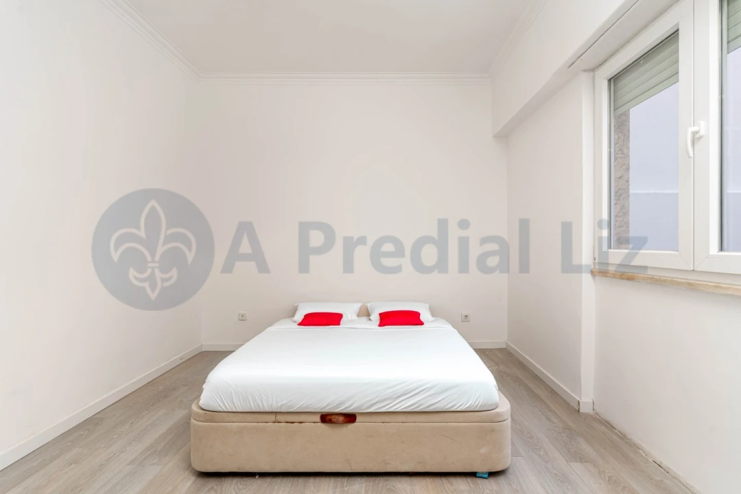 Apartamento T1 para Venda em Estrela Foto 9