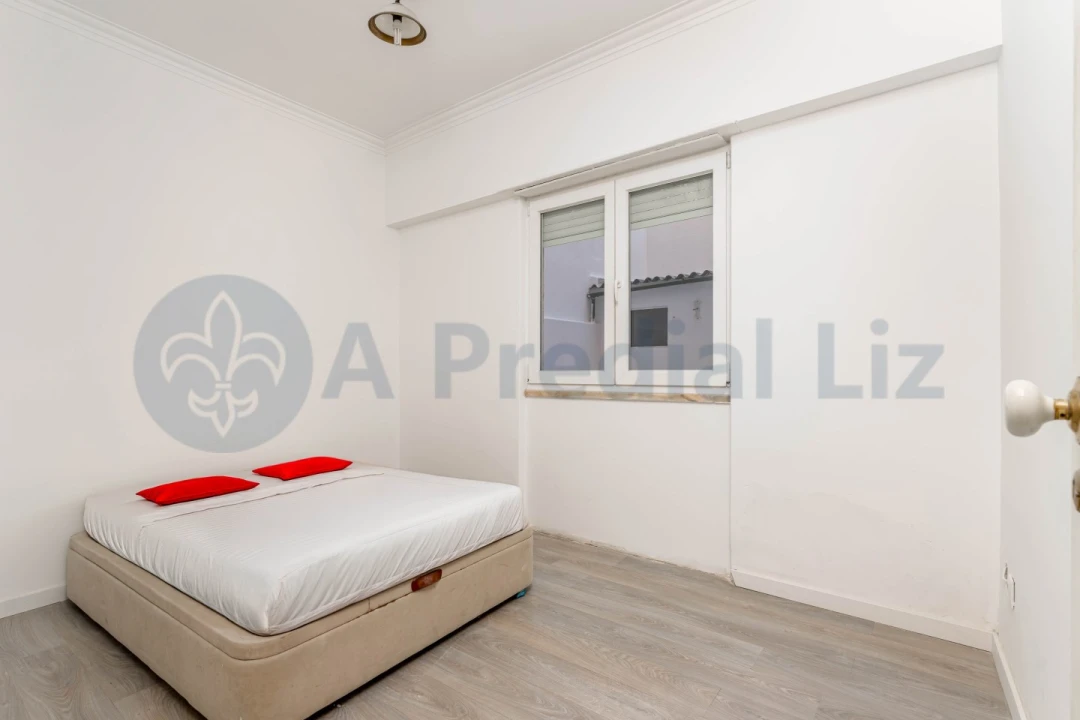 Apartamento T1 para Venda em Estrela Foto 10