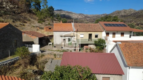 Moradia T2 para Venda em São Vicente da Beira