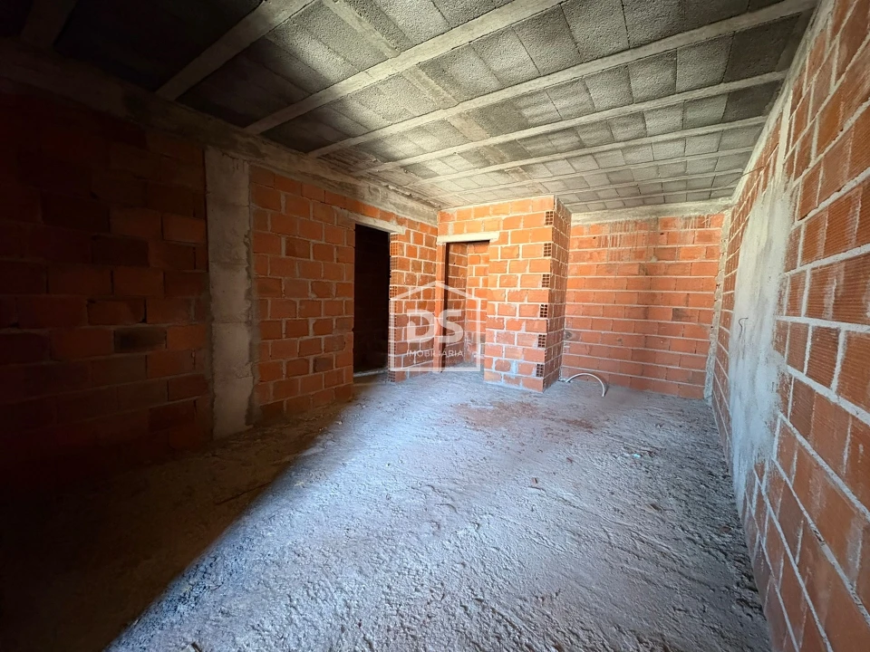 Prédio para Venda em Silvares Foto 6