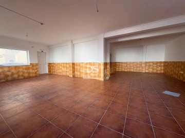 Prédio para Venda em Silvares