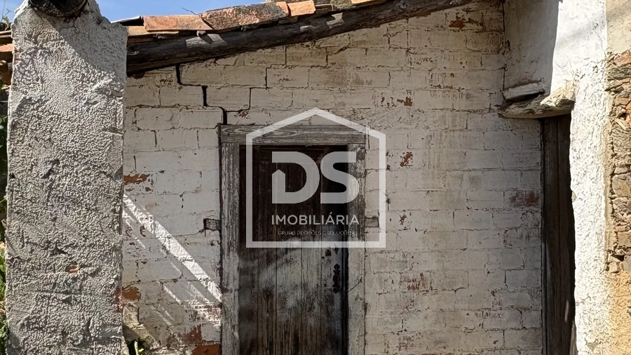 Moradia T2 para Venda em Santo Andre das Tojeiras