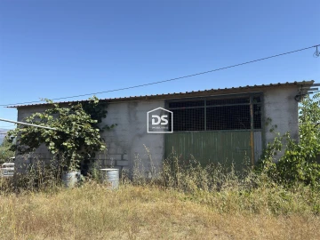 Quinta T0 para Venda em Fundão, Valverde, Donas, A. Joanes, A. Nova Cabo