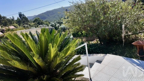Moradia T3 para Venda em Figueiró dos Vinhos e Bairradas