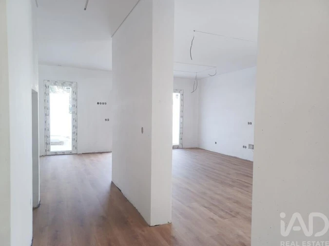Moradia T4 para Venda em Fernao Ferro Foto 5