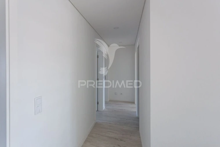 Apartamento T3 para Venda em Seixal, Arrentela e Aldeia de Paio Pires Foto 9