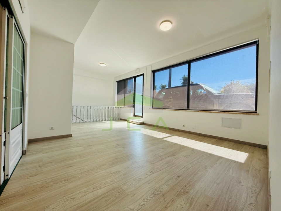 Apartamento T2 para Venda em Marrazes e Barosa Foto 3