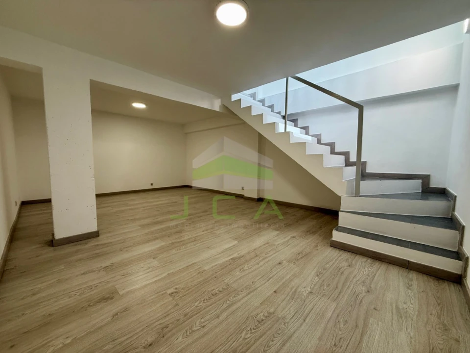Apartamento T2 para Venda em Marrazes e Barosa Foto 15