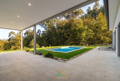 Moradia T3 para Venda em Couto