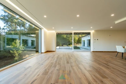 Moradia T3 para Venda em Couto