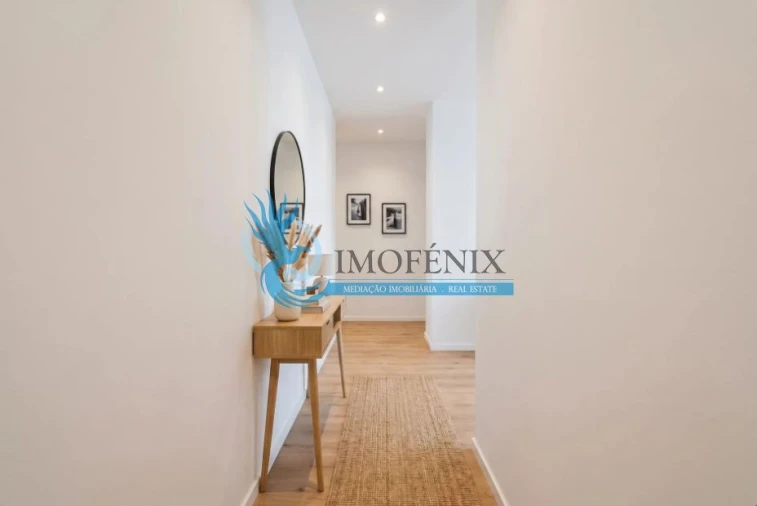 Apartamento T2 para Venda em Portimão Foto 5