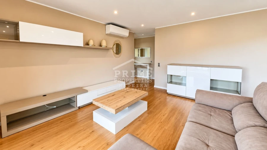 Apartamento T2 para Venda em São Martinho Foto 3