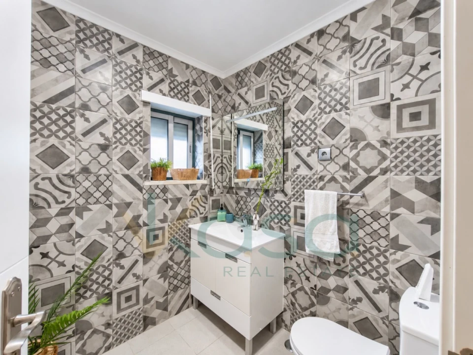 Apartamento T2 para Venda em Barreiro e Lavradio Foto 24