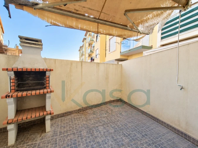 Apartamento T2 para Venda em Barreiro e Lavradio Foto 4
