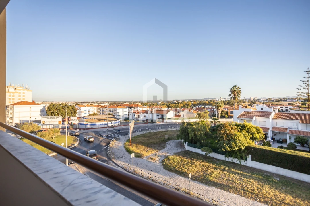Apartamento T2 para Venda em Barreiro e Lavradio Foto 11