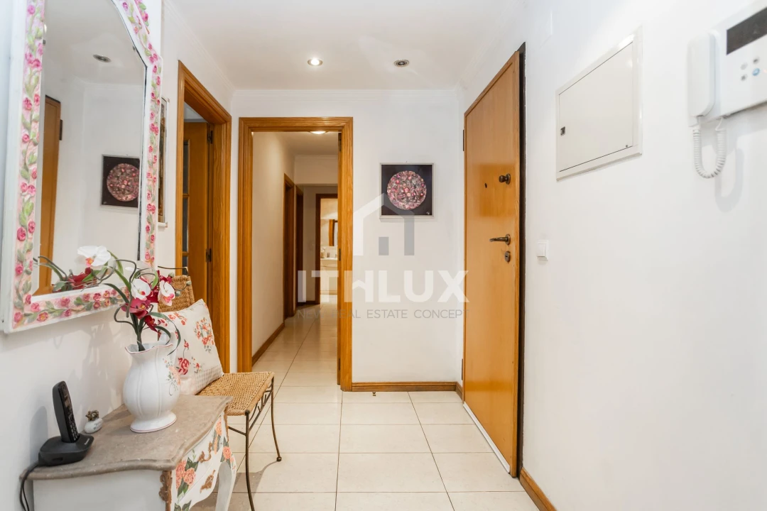Apartamento T2 para Venda em Barreiro e Lavradio Foto 5