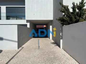 Apartamento T4 para Venda em Moita