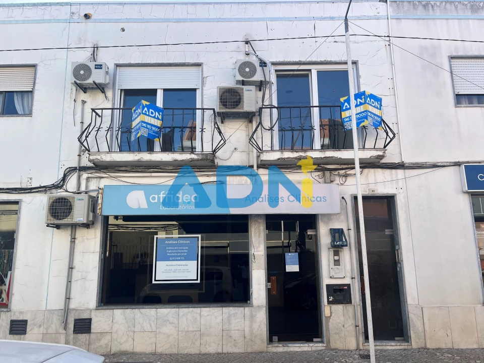Apartamento T4 para Venda em Moita Foto 1