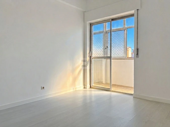 Apartamento T2 para Venda em União das Freguesias de Setúbal Foto 7