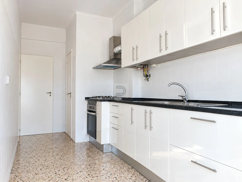 Apartamento T2 para Venda em União das Freguesias de Setúbal Foto 5