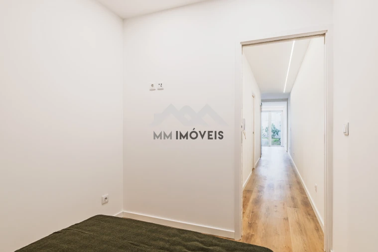 Apartamento T1 para Venda em Cedofeita, Santo Ildefonso, Sé, Miragaia, São Nicolau e Vitória Foto 14