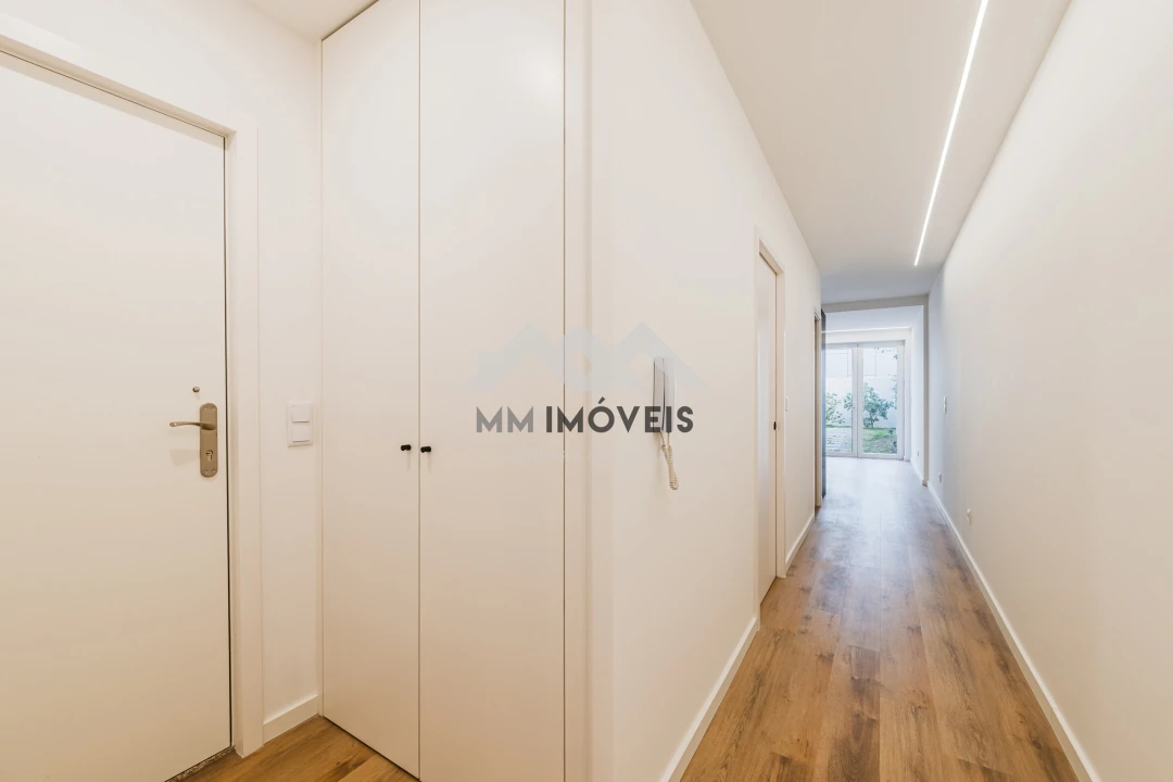 Apartamento T1 para Venda em Cedofeita, Santo Ildefonso, Sé, Miragaia, São Nicolau e Vitória Foto 19