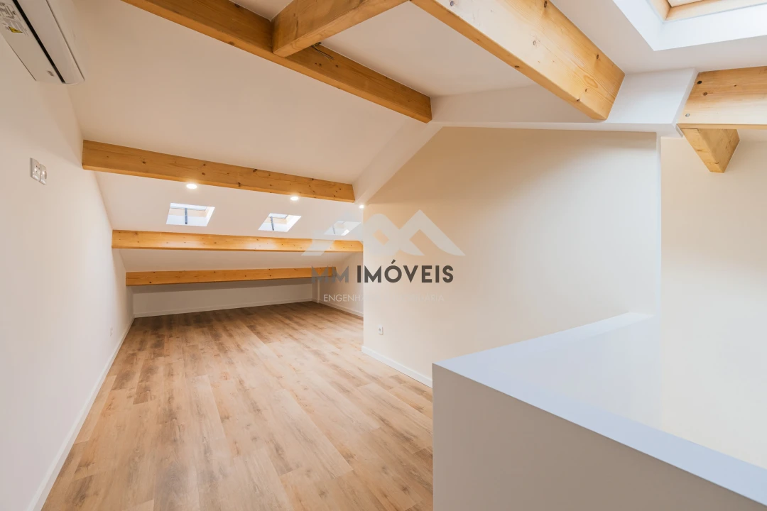 Apartamento T2 para Venda em Cedofeita, Santo Ildefonso, Sé, Miragaia, São Nicolau e Vitória Foto 9