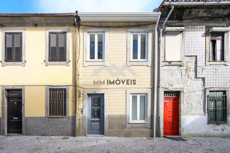 Apartamento T2 para Venda em Cedofeita, Santo Ildefonso, Sé, Miragaia, São Nicolau e Vitória Foto 2