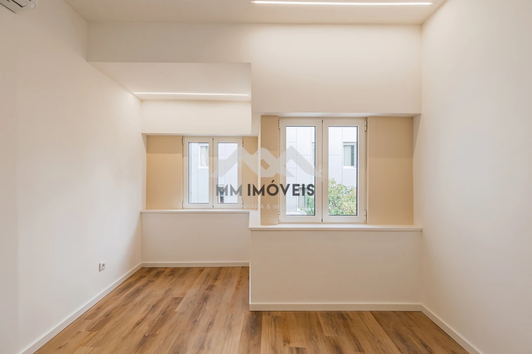 Apartamento T2 para Venda em Cedofeita, Santo Ildefonso, Sé, Miragaia, São Nicolau e Vitória Foto 20