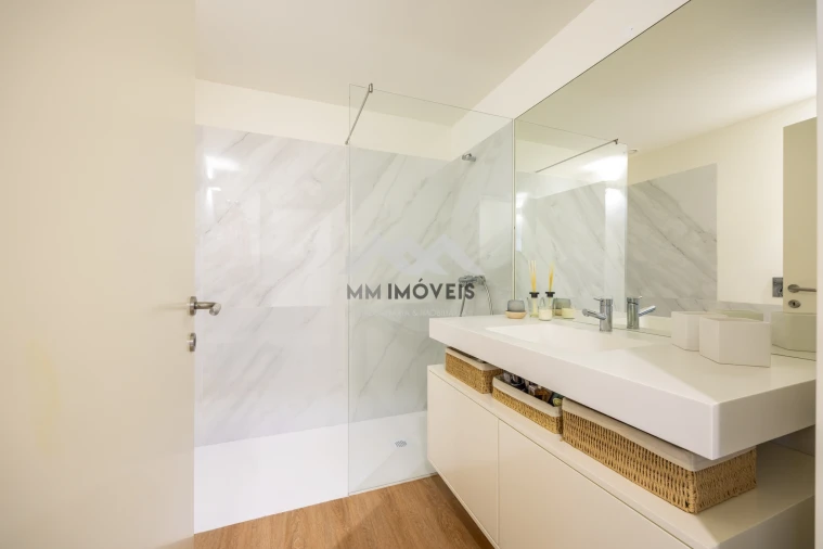 Apartamento T1 para Venda em Campanhã Foto 16