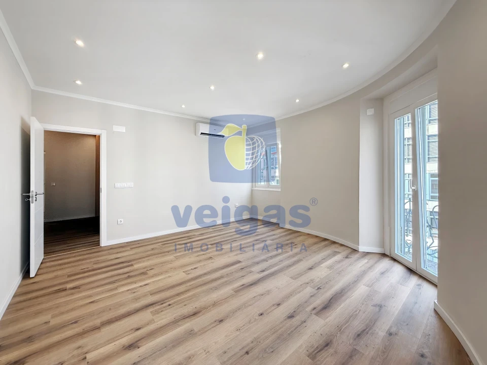 Apartamento T3 para Venda em Arroios Foto 8
