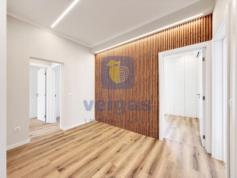 Apartamento T3 para Venda em Arroios Foto 1