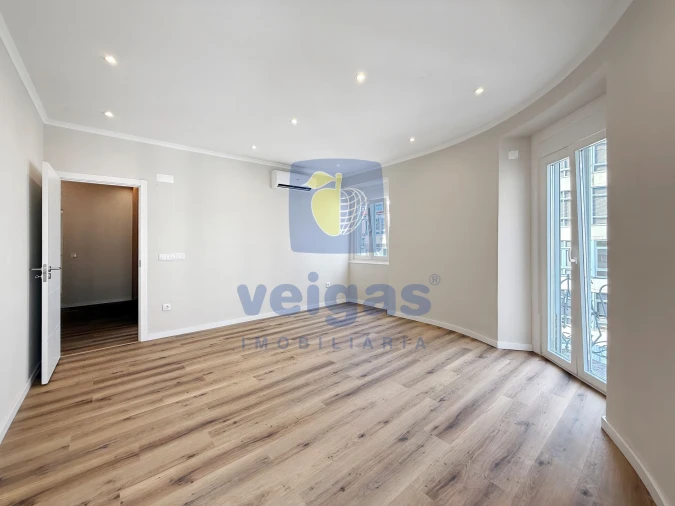 Apartamento T3 para Venda em Arroios Foto 8