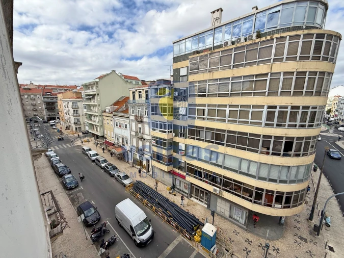 Apartamento T3 para Venda em Arroios Foto 37