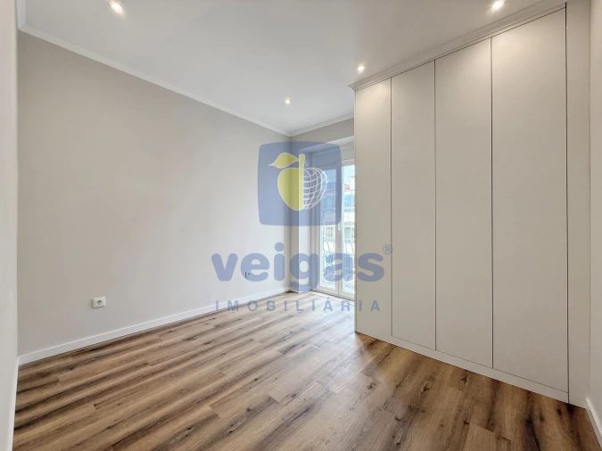 Apartamento T3 para Venda em Arroios Foto 19