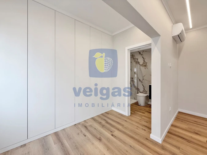 Apartamento T3 para Venda em Arroios Foto 14