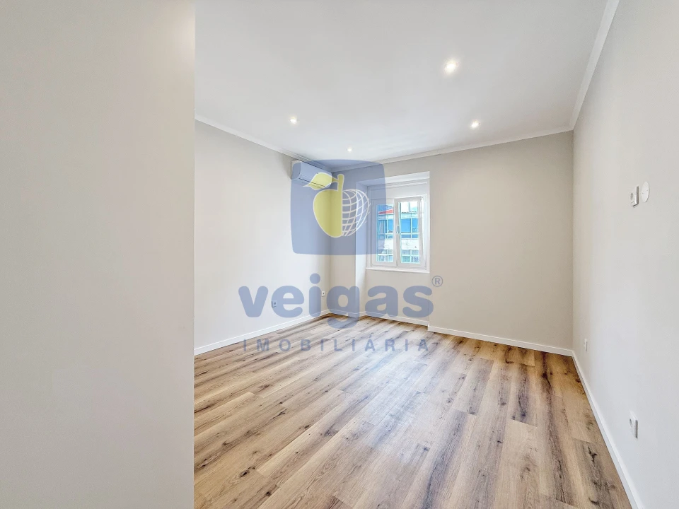 Apartamento T3 para Venda em Arroios Foto 25