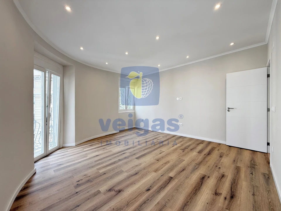 Apartamento T3 para Venda em Arroios Foto 9