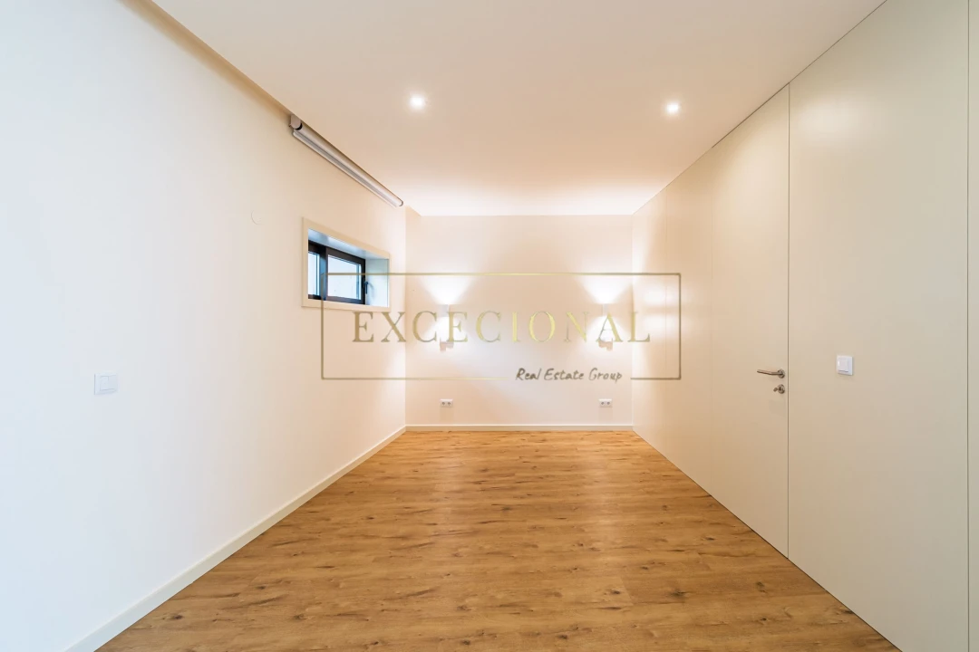 Apartamento T2 para Venda em Paranhos Foto 16