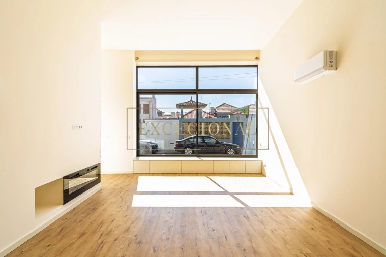 Apartamento T2 para Venda em Paranhos Foto 5