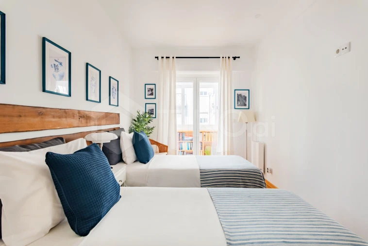 Apartamento T2 para Venda em Areeiro Foto 14