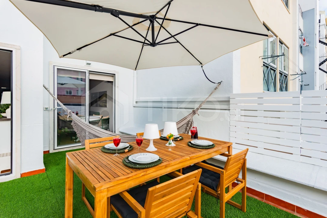 Apartamento T2 para Venda em Areeiro Foto 10