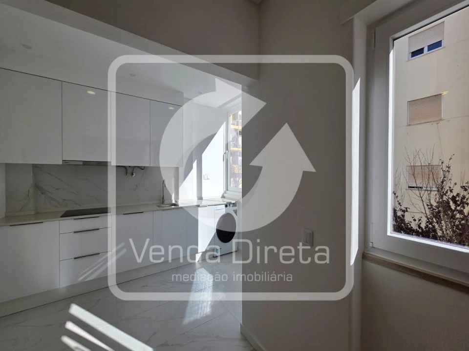 Apartamento T2 para Venda em Alto do Seixalinho, Santo André e Verderena Foto 7
