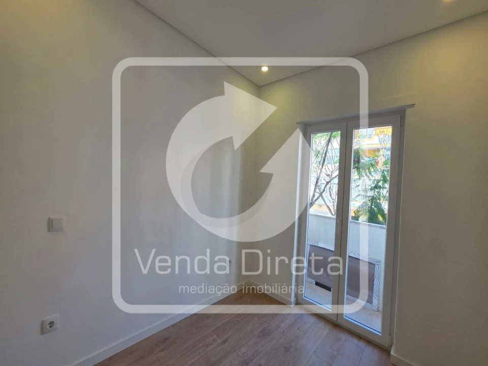Apartamento T2 para Venda em Alto do Seixalinho, Santo André e Verderena Foto 12