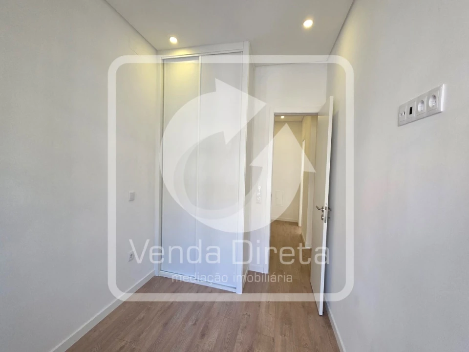 Apartamento T2 para Venda em Alto do Seixalinho, Santo André e Verderena Foto 15
