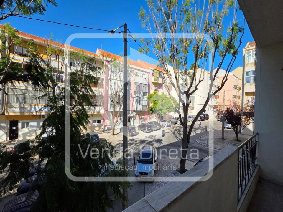 Apartamento T2 para Venda em Alto do Seixalinho, Santo André e Verderena Foto 17